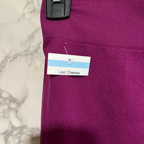 SIMON MILLER Evan Stirrup Seamless Leggings in Plum - Picture 9 of 15